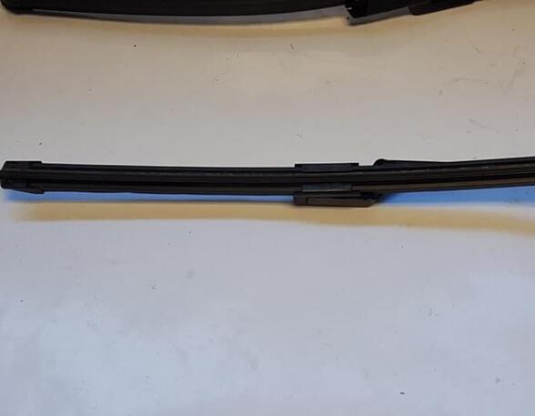 Wiper Arm VW UP! (121, 122, BL1, BL2, BL3, 123), VW LOAD UP (121, 122, BL1, BL2)