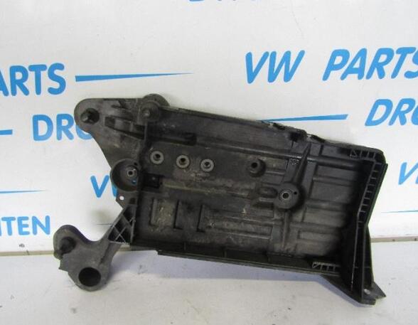 Batterijhouder VW GOLF VII (5G1, BQ1, BE1, BE2), VW GOLF VII Variant (BA5, BV5), VW GOLF VIII Variant (CG5)