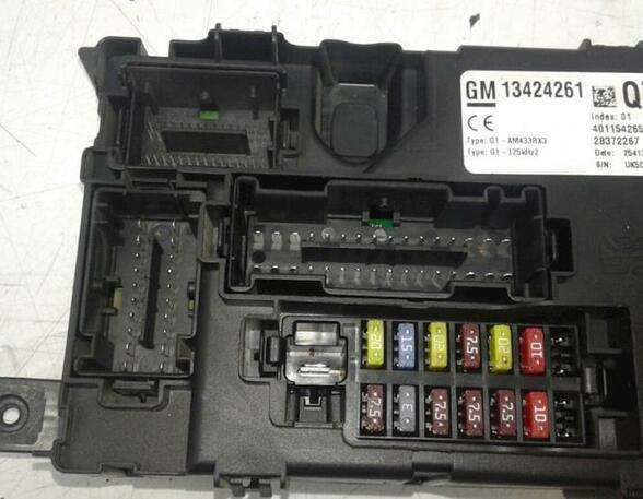 Fuse Box OPEL CORSA D (S07)