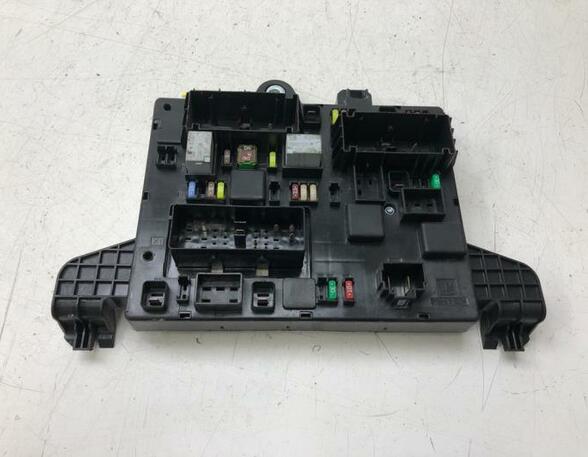 Zekeringkast OPEL Zafira Tourer C (P12), OPEL Astra J Caravan (--), OPEL Astra J Stufenheck (--)