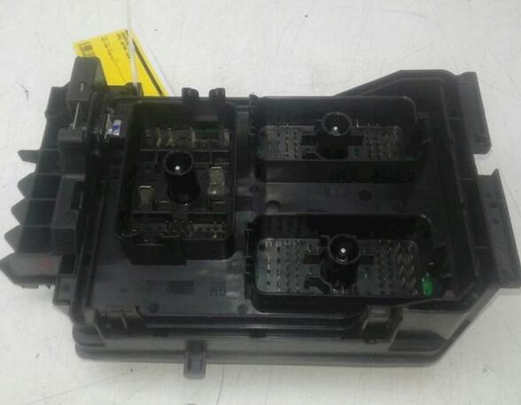 Fuse Box OPEL ASTRA K Sports Tourer (B16)