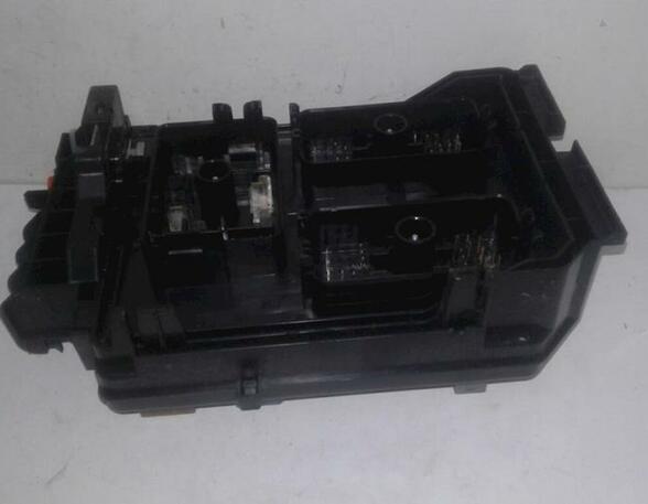 Fuse Box OPEL ASTRA K (B16)