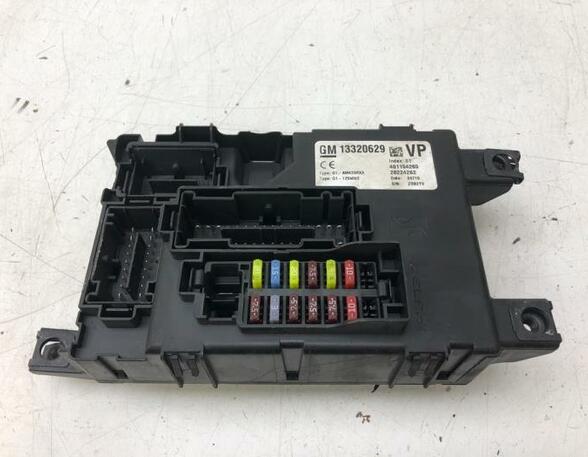 Fuse Box OPEL CORSA D (S07)