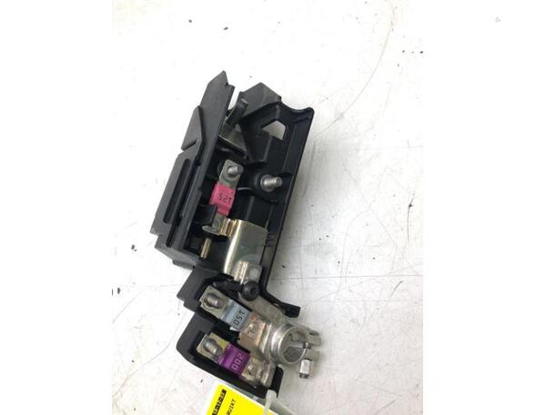 Fuse Box AUDI A4 Avant (8W5, 8WD, B9), AUDI A5 Sportback (F5A, F5F), AUDI A4 Allroad B9 (8WH, 8WJ)