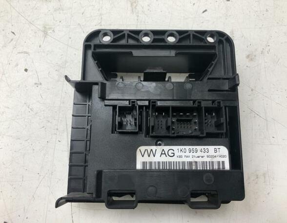 Control unit for door drawing support VW GOLF PLUS (5M1, 521)