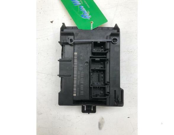 Control unit for door drawing support VW GOLF PLUS (5M1, 521)