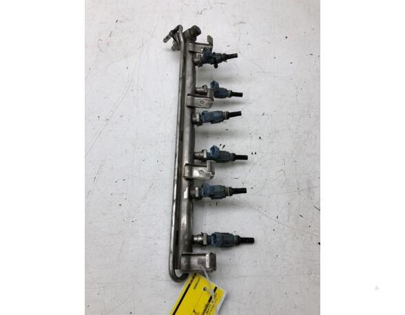 Petrol Fuel Rail VW PHAETON (3D1, 3D2, 3D3, 3D4, 3D6, 3D7, 3D8, 3D9)