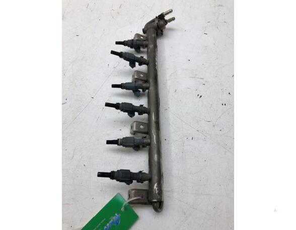 Petrol Fuel Rail VW PHAETON (3D1, 3D2, 3D3, 3D4, 3D6, 3D7, 3D8, 3D9)