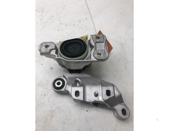 Engine Mount Bracket MERCEDES-BENZ V-CLASS (W447)