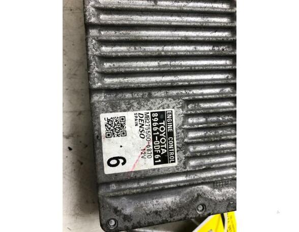 Control unit for engine TOYOTA YARIS (_P13_)