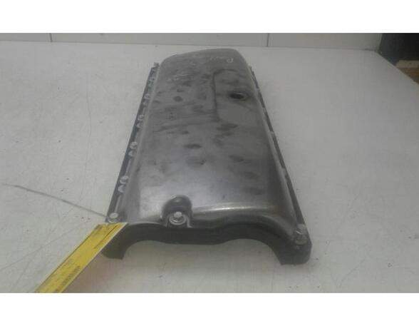 Cylinder Head Cover VW TOUAREG (7LA, 7L6, 7L7)