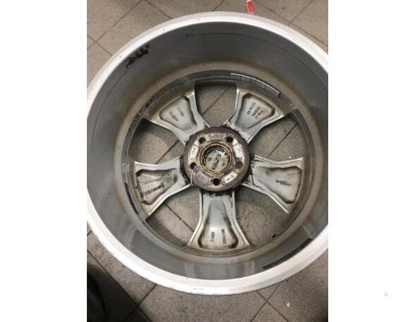 Stalen velg VOLVO XC40 (536)