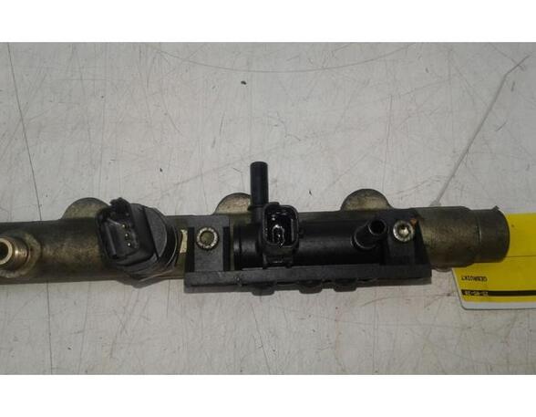 Bracket for injection valve PEUGEOT 807 (EB_)