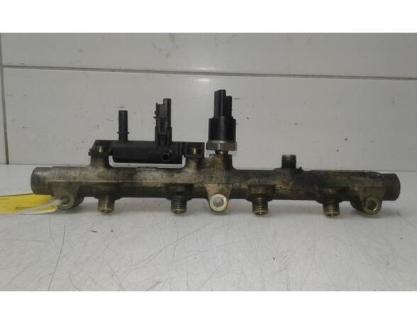 Bracket for injection valve PEUGEOT 807 (EB_)