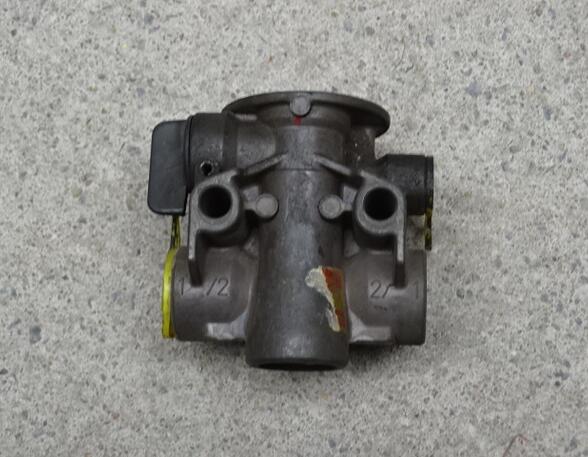 Brake Valve service brake for Mercedes-Benz ATEGO Bosch 0484451005