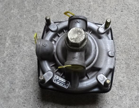 Anhängersteuerventil für Mercedes-Benz LP Bosch 0481010031 original A0004314905