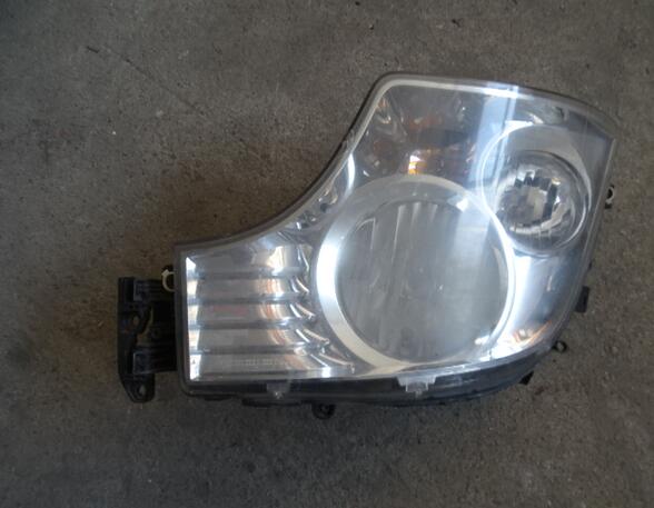 Koplamp voor Mercedes-Benz Actros MP 4 A9608200239 links Fahrerseite