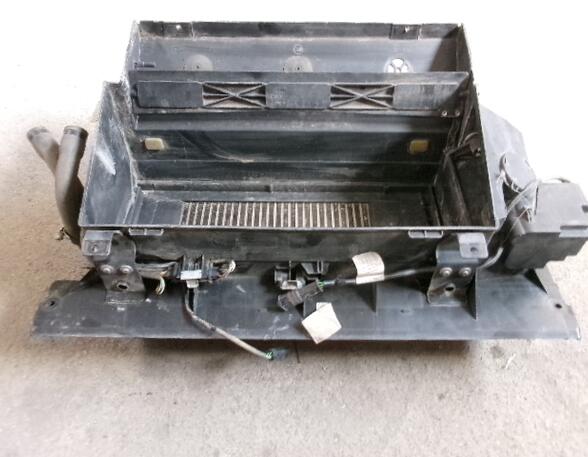 Heater Core Radiator for MAN TGX Behr V6875001 Filtergehaeuse 81619106052