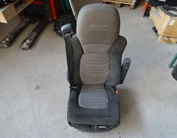 Seat for DAF XF 105 ISRI 1796639 Fahrersitz Sicherheitsgurt Armlehne