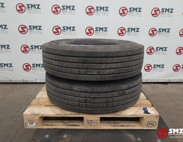 Tire for Mercedes-Benz Actros