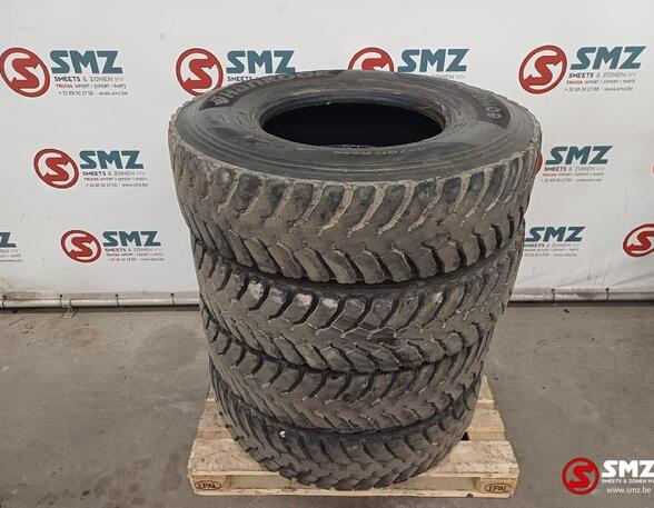 Tire for Volvo FL 6